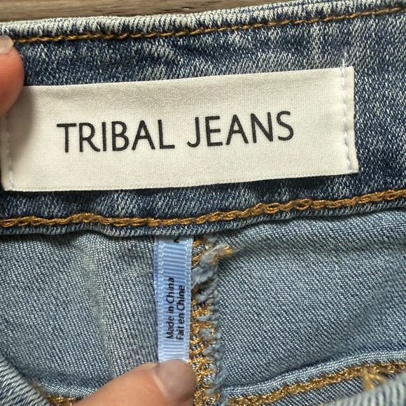 Tribal Jeans | Size 2 | Embroidered Hem Denim Jeans - Picture 7 of 8